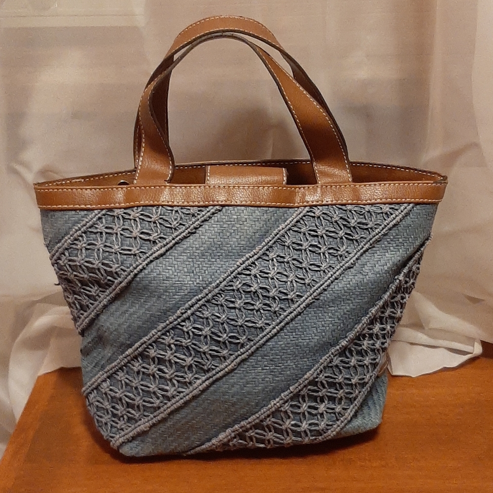 Blue Y2K Macrame Woven Tommy Hilfiger Summer Beachy Bohemian Purse SEE